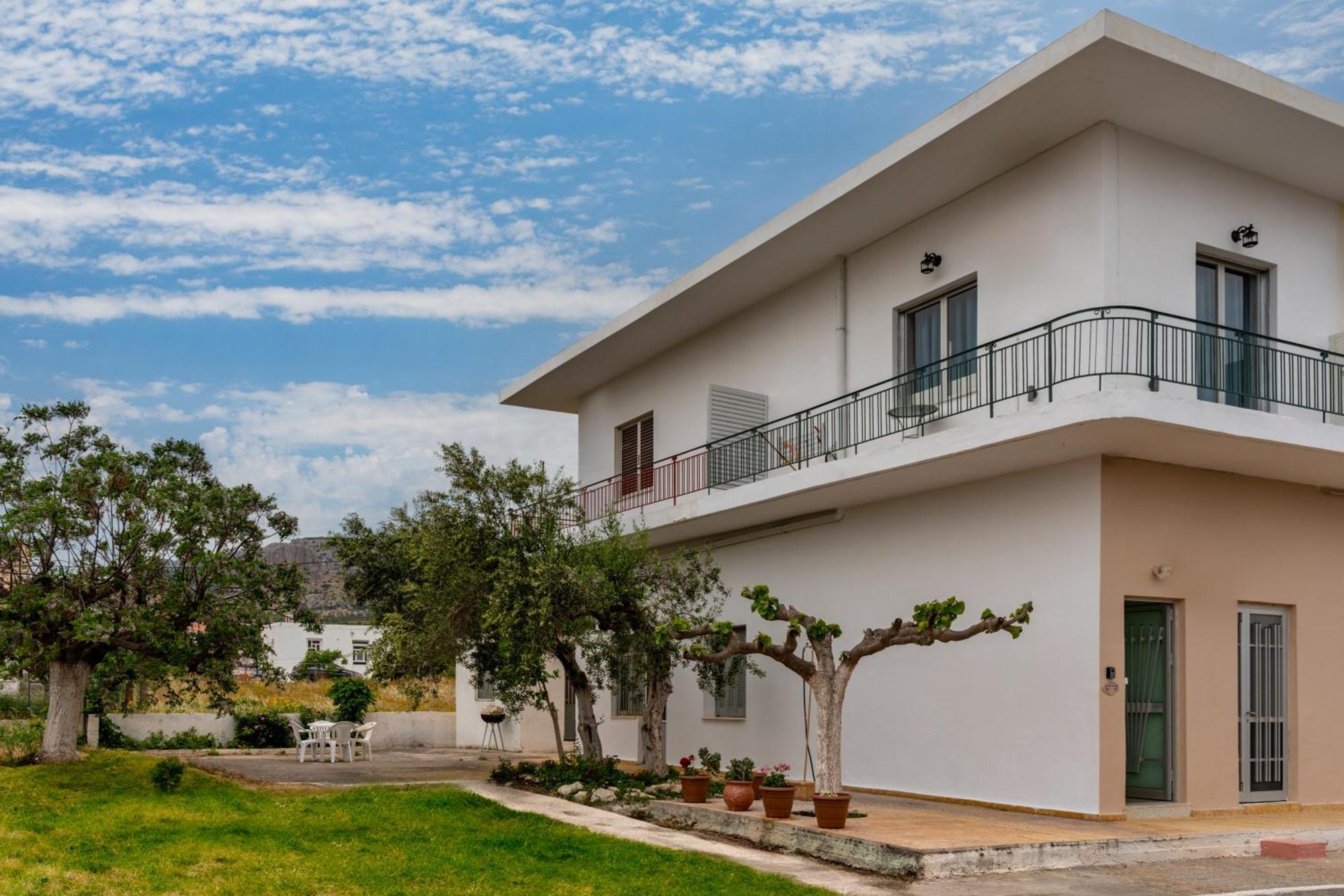 Laconia Domus - Plytra Exterior foto